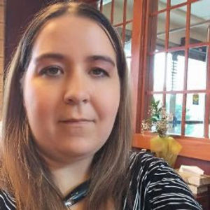 Meet your Posher, Cassandra